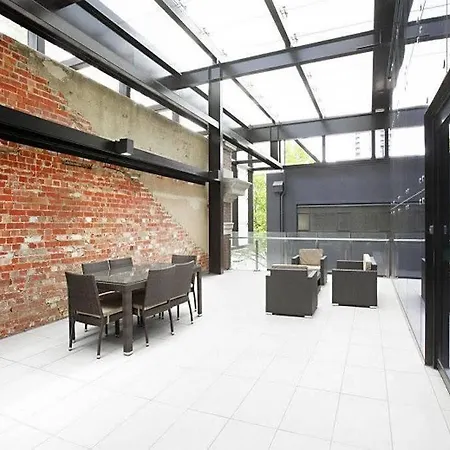 Comfy 2Br Apt Near Southern Cross With City Views Melbourne Exterior photo