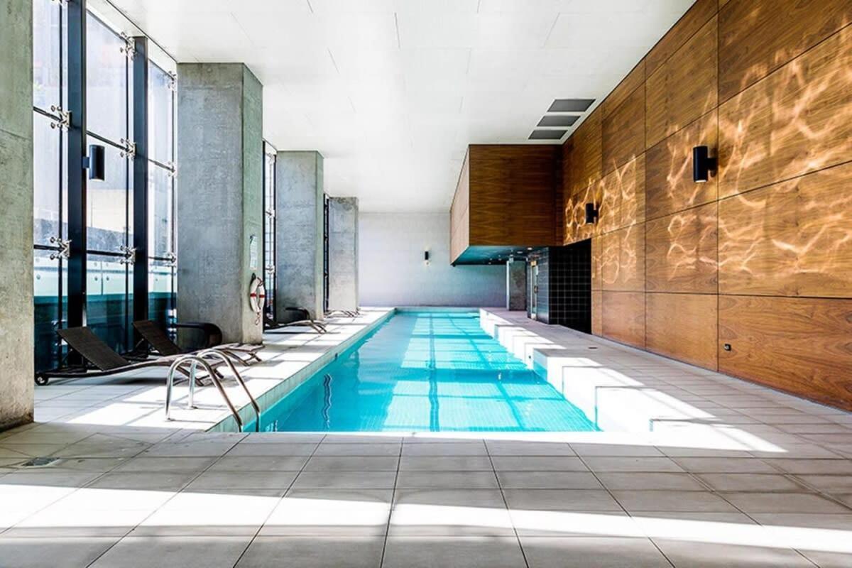 Comfy 2br Near Southern Cross With Views Apartment Melbourne