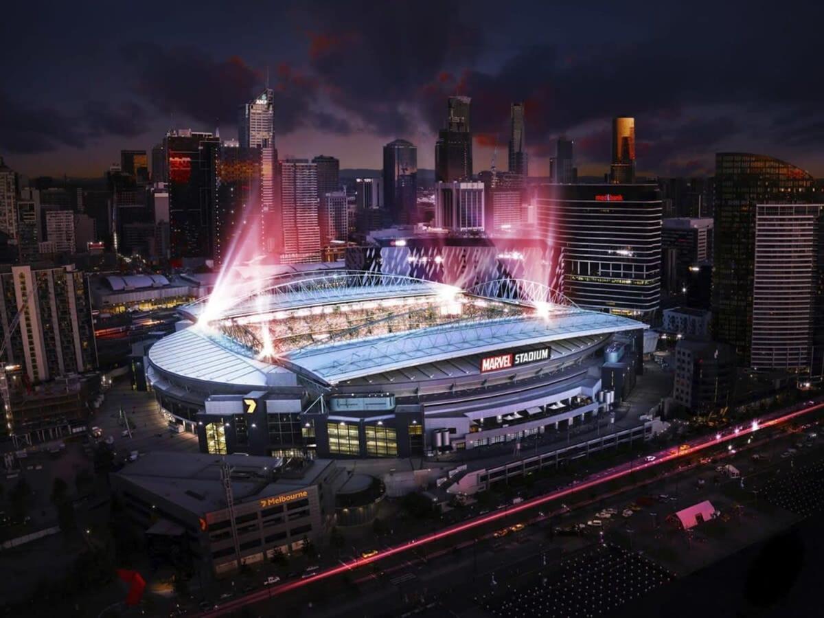 Comfy 2br Near Southern Cross With Views *